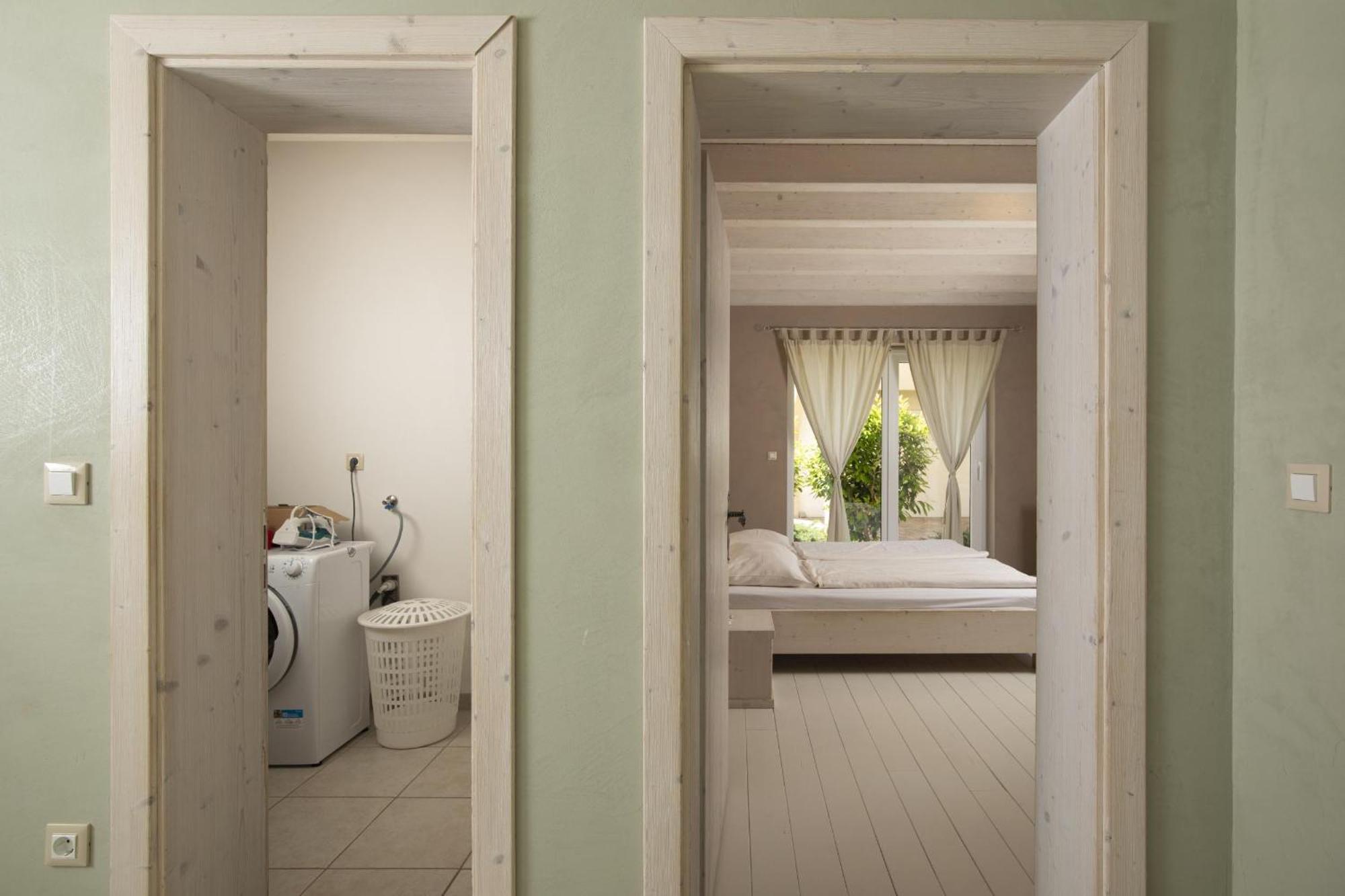 Villa Bella - Beautiful And Modern House With Pool, Souna, Jacuzzi & Playground, Liznjan - Istra Eksteriør bilde